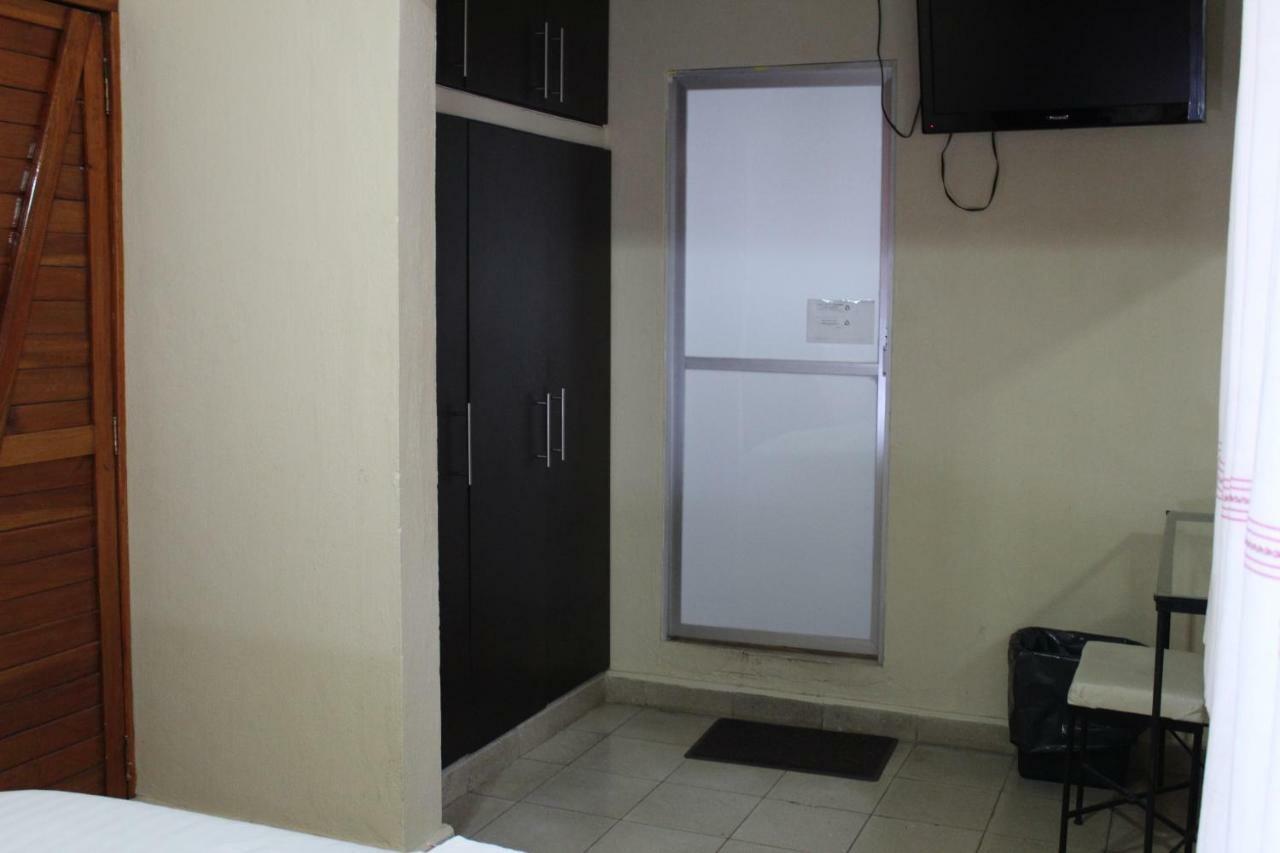 Hotel Casablanca Tuxtla Тустла-Гутьеррес Экстерьер фото