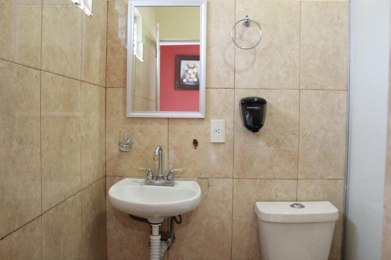 Hotel Casablanca Tuxtla Тустла-Гутьеррес Экстерьер фото